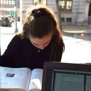 Meet your Posher, Ava